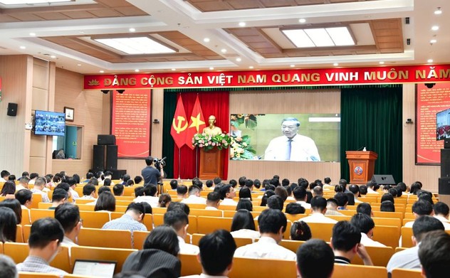 Kiểm toán nhà nước tích cực triển khai Phong trào “Bình dân học vụ số - Quốc hội số”, góp phần xây dựng cơ quan kiểm toán chuyên nghiệp, hiện đại trong kỷ nguyên số